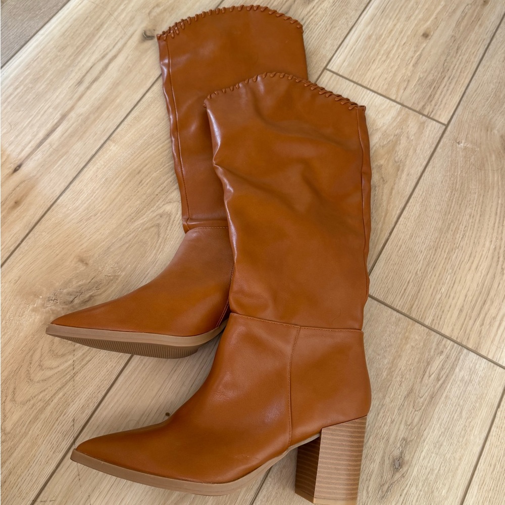 Pink Lily Tan Heeled Boots